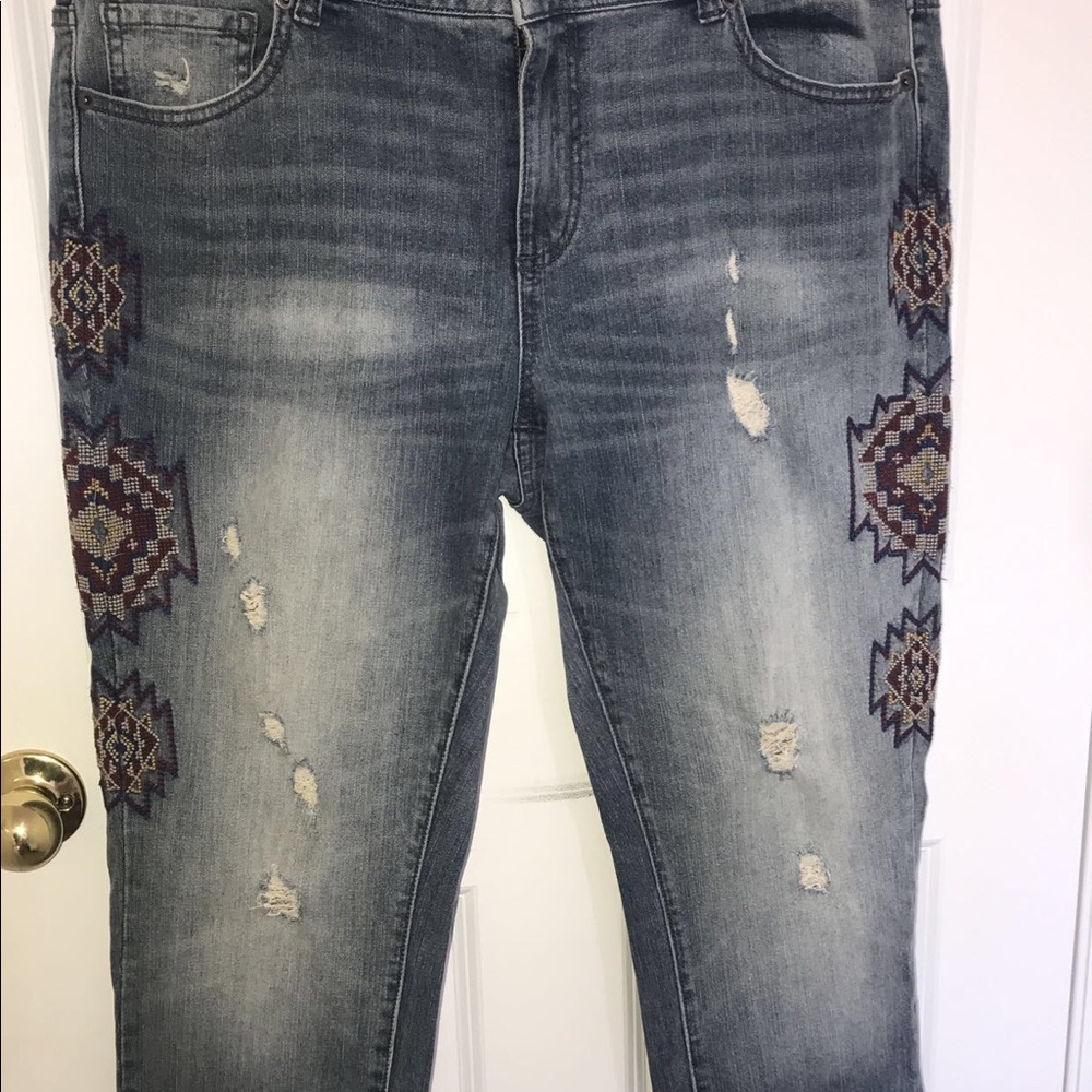 Light Skinny Aztec Print Jeans